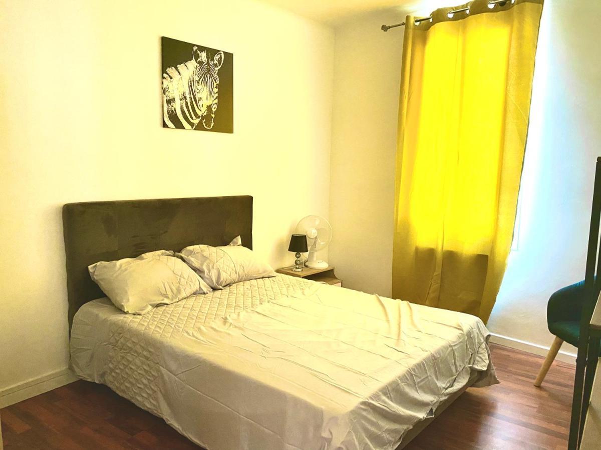 Appartement Quartier Populaire A Perpignan Exterior photo